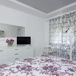 Old Luxury Iris Апартаменты Сплит